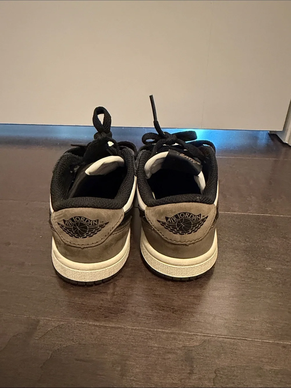 Nike Kids Black and White Low-Top Sneakers